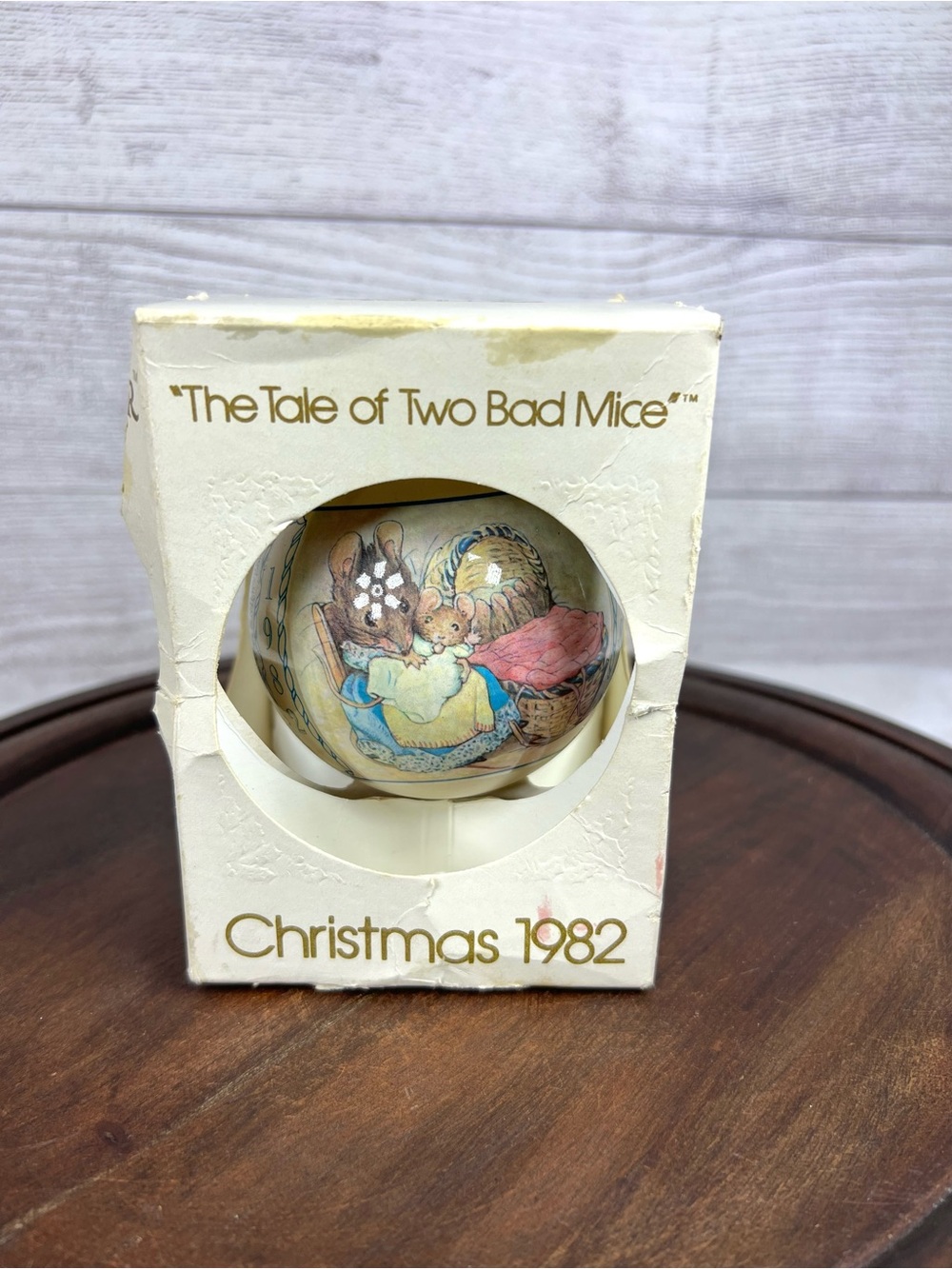 Schmid Beatrice Potter Christmas Ball Ornament 1982 Tale of Two Bad Mice 3"